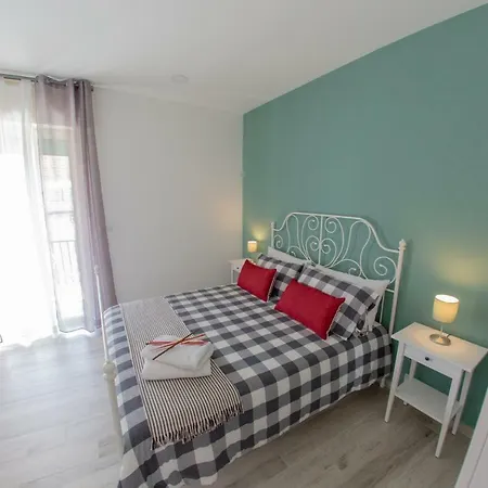 Civico 364 3* Naples