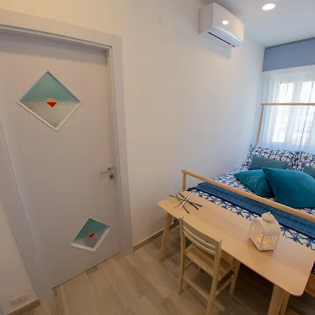 Civico 364 3* Neapel