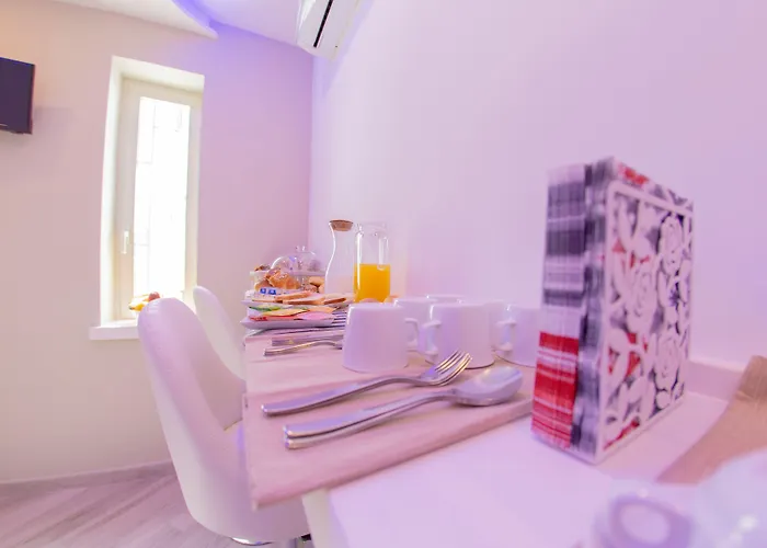 Civico 364 فندق مبيت وإفطار 3*