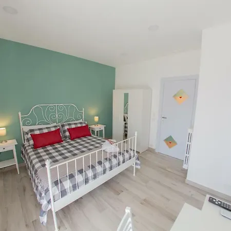 Alojamento de Acomodação e Pequeno-almoço Civico 364 3*